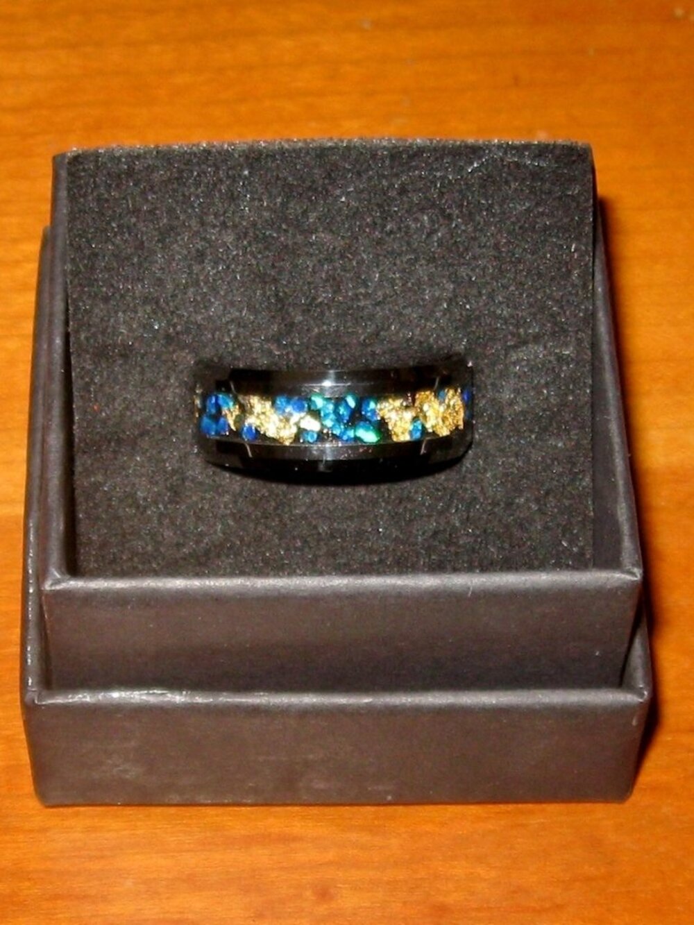 Men's Ring Silvertone Trim Band Sz 9 Blue w Gold Leaf Flakes Modern Wedding Ring